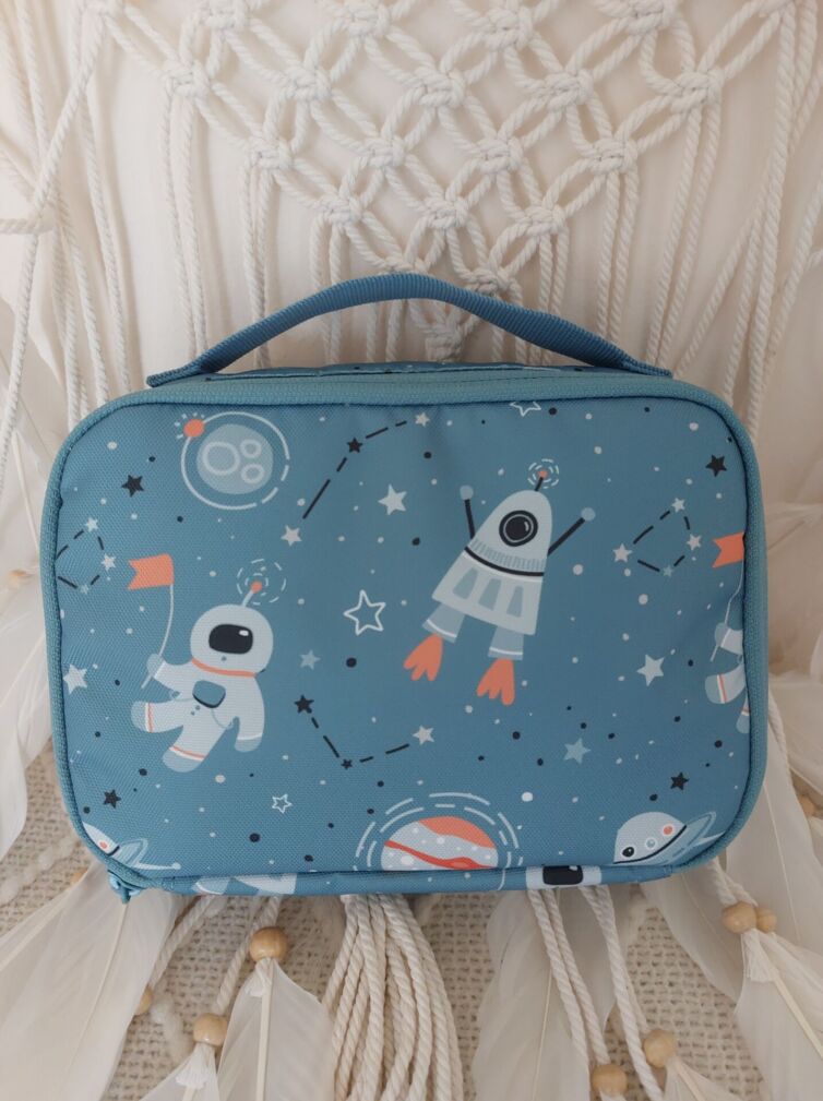 Children’s thermal bag space